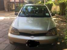 Toyota Platz 2000 Car