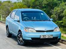 Toyota Platz 2000 Car