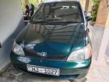 Toyota Platz 2000 Car