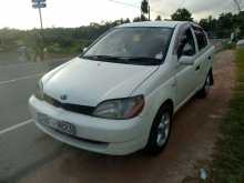 Toyota Platz 2000 Car
