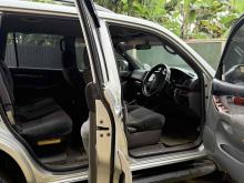 https://riyasewana.com/uploads/toyota-prado-120-1517495824064.jpg