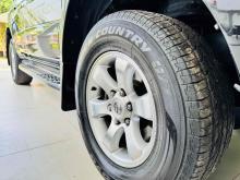 https://riyasewana.com/uploads/toyota-prado-120-3116084124751.jpg