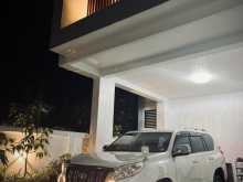 https://riyasewana.com/uploads/toyota-prado-150-2012-416102112384.jpg