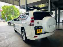 https://riyasewana.com/uploads/toyota-prado-150-2015-111325112474.jpg