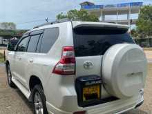 https://riyasewana.com/uploads/toyota-prado-150-2015-1310464212783.jpg