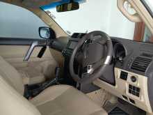 https://riyasewana.com/uploads/toyota-prado-150-2015-1513203812543.jpg