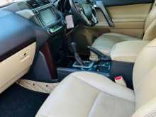 https://riyasewana.com/uploads/toyota-prado-150-2015-612375112112.jpg
