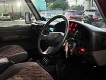 https://riyasewana.com/uploads/toyota-prado-1988-412090412663.jpg