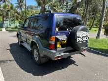 https://riyasewana.com/uploads/toyota-prado-1998-1212003912672.jpg