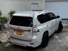 https://riyasewana.com/uploads/toyota-prado-2012-1413153312952.jpg