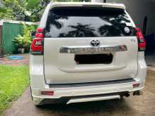 https://riyasewana.com/uploads/toyota-prado-2023-1610074712684.jpg