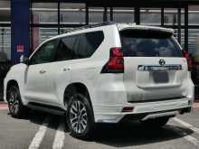 https://riyasewana.com/uploads/toyota-prado-2023-2112135312142.jpg