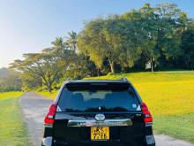 https://riyasewana.com/uploads/toyota-prado-2112581024891.jpg