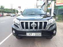 Toyota PRADO 2012 SUV