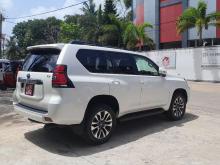 https://riyasewana.com/uploads/toyota-prado-61339476095.jpg