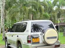https://riyasewana.com/uploads/toyota-prado-95-2000-257275512833.jpg