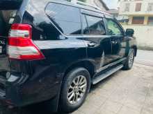https://riyasewana.com/uploads/toyota-prado-land-81408014063.jpg