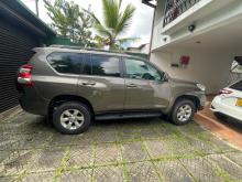 https://riyasewana.com/uploads/toyota-prado-lanka-2010463417623.jpg
