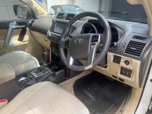 https://riyasewana.com/uploads/toyota-prado-tx-107343924151.jpg