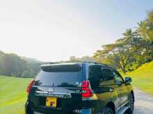 https://riyasewana.com/uploads/toyota-prado-tx-2110422822502.jpg