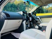 https://riyasewana.com/uploads/toyota-prado-tx-2110430924792.jpg