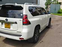 https://riyasewana.com/uploads/toyota-prado-txl-2017-2517450512774.jpg