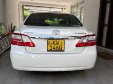 Toyota Premio 2013 Car