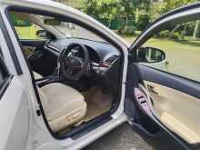 https://riyasewana.com/uploads/toyota-premio-2019-2710541612072.jpg