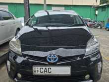 Toyota Prius S Touring 2013 Car