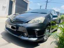 Toyota PriusAlpha 2012 Car