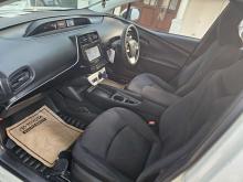 https://riyasewana.com/uploads/toyota-prius-04th-211552176025.jpg