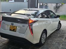 https://riyasewana.com/uploads/toyota-prius-04th-211552176394.jpg
