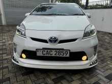 https://riyasewana.com/uploads/toyota-prius-1010520122472.jpg