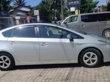 https://riyasewana.com/uploads/toyota-prius-1020280017532.jpg
