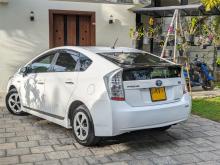 https://riyasewana.com/uploads/toyota-prius-1021201217682.jpg