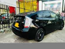 https://riyasewana.com/uploads/toyota-prius-109473422442.jpg