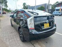 https://riyasewana.com/uploads/toyota-prius-111022036966.jpg