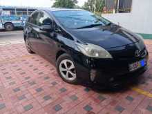 https://riyasewana.com/uploads/toyota-prius-111654314132.jpg