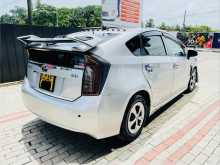 https://riyasewana.com/uploads/toyota-prius-113001822723.jpg