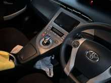 https://riyasewana.com/uploads/toyota-prius-12110104683.jpg
