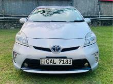 https://riyasewana.com/uploads/toyota-prius-1211284924161.jpg