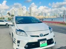 https://riyasewana.com/uploads/toyota-prius-12570524713.jpg
