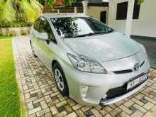 https://riyasewana.com/uploads/toyota-prius-138423022513.jpg