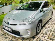 https://riyasewana.com/uploads/toyota-prius-138423022762.jpg