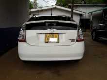 https://riyasewana.com/uploads/toyota-prius-14161012313.jpg