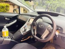https://riyasewana.com/uploads/toyota-prius-1416534124051.jpg