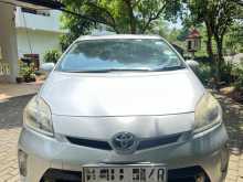 Toyota Prius 2013 Car