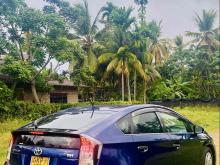 https://riyasewana.com/uploads/toyota-prius-1519380024523.jpg