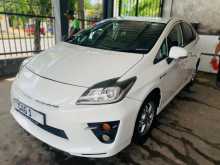 https://riyasewana.com/uploads/toyota-prius-15204719483.jpg