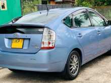 https://riyasewana.com/uploads/toyota-prius-16110013924.jpg
